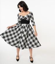 Load image into Gallery viewer, UNIQUE VINTAGE- PLAID SWEETHEART DRESS
