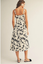 Load image into Gallery viewer, IVE LOV LOV - MIDI BLACK ROSE
