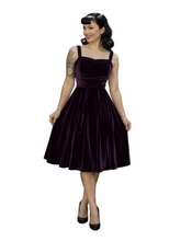 Load image into Gallery viewer, HEMET - PURPLE VELVET DRESS
