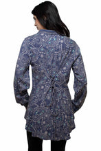 Load image into Gallery viewer, SCULLY - BANDANA MOTIF LONG BLOUSE
