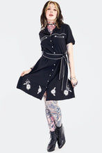 Load image into Gallery viewer, JAWBREAKER - WESTERN FLOWERS SHIRT DRESS
