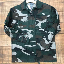 Load image into Gallery viewer, CAMO JACKET
