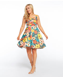 EVA ROSE- RETRO FLOWERS