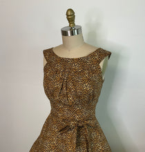 Load image into Gallery viewer, FINAL SALE HEART OF HAUTE- LEOPARD AMANDA DRESS
