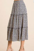Load image into Gallery viewer, LEOPARD SKIRT
