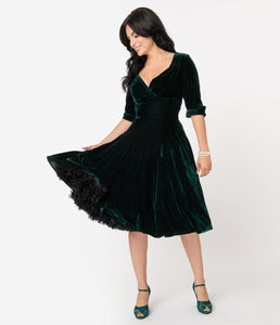 UNIQUE VINTAGE- EMERALD GREEN VELVET SWING DRESS
