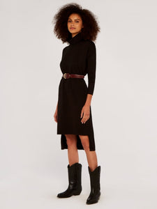 APRICOT- BLACK KNIT DRESS