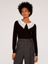 Load image into Gallery viewer, APRICOT- BLACK SWEATER WHITE LACE COLLAR
