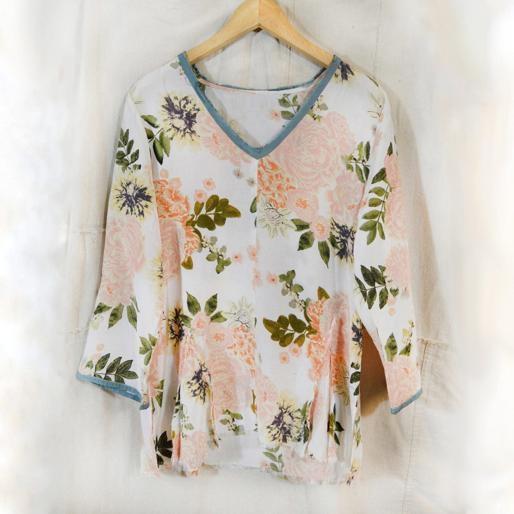 FINAL SALE LJ CHICAGO- DURBIN FLORAL BLOUSE