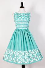 Load image into Gallery viewer, FINAL SALE OBLONG BOX- BLOCK DRESS IN TURQ AND ORANGE

