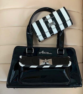 STAR STRUCK- BLACK STRIPE