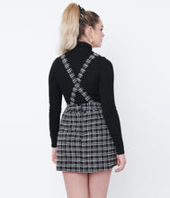 Load image into Gallery viewer, UNIQUE VINTAGE- BLACK AND WHITE PLAID MINI SKIRT
